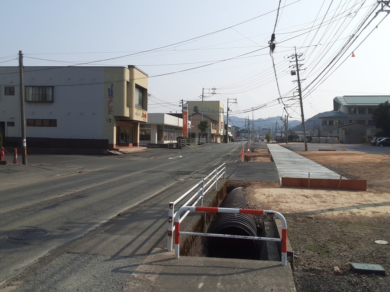完成（プレキャスト門型カルバート施工完了）